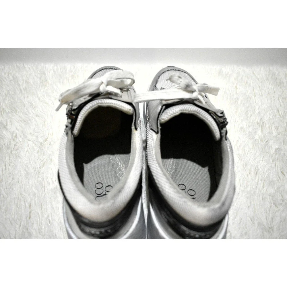 Franco Sarto Imperial Distressed Silver Mesh with Side Zipper - Women's Size 9